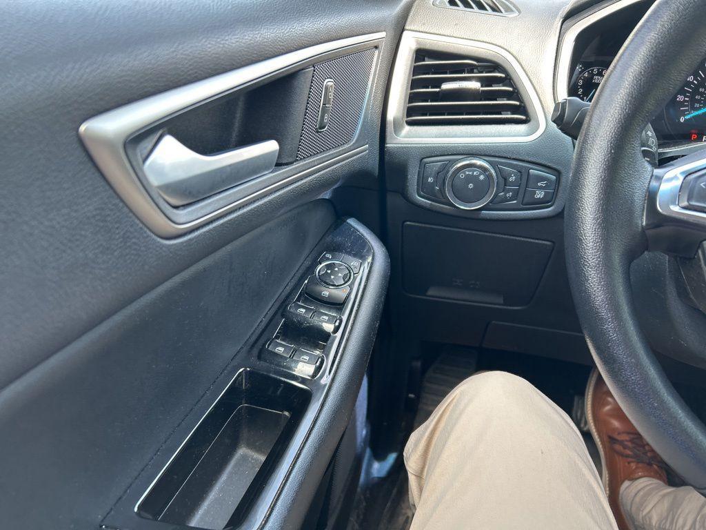 used 2020 Ford Edge car, priced at $17,303