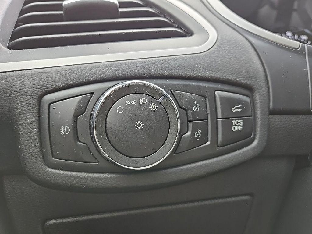 used 2020 Ford Edge car, priced at $17,247