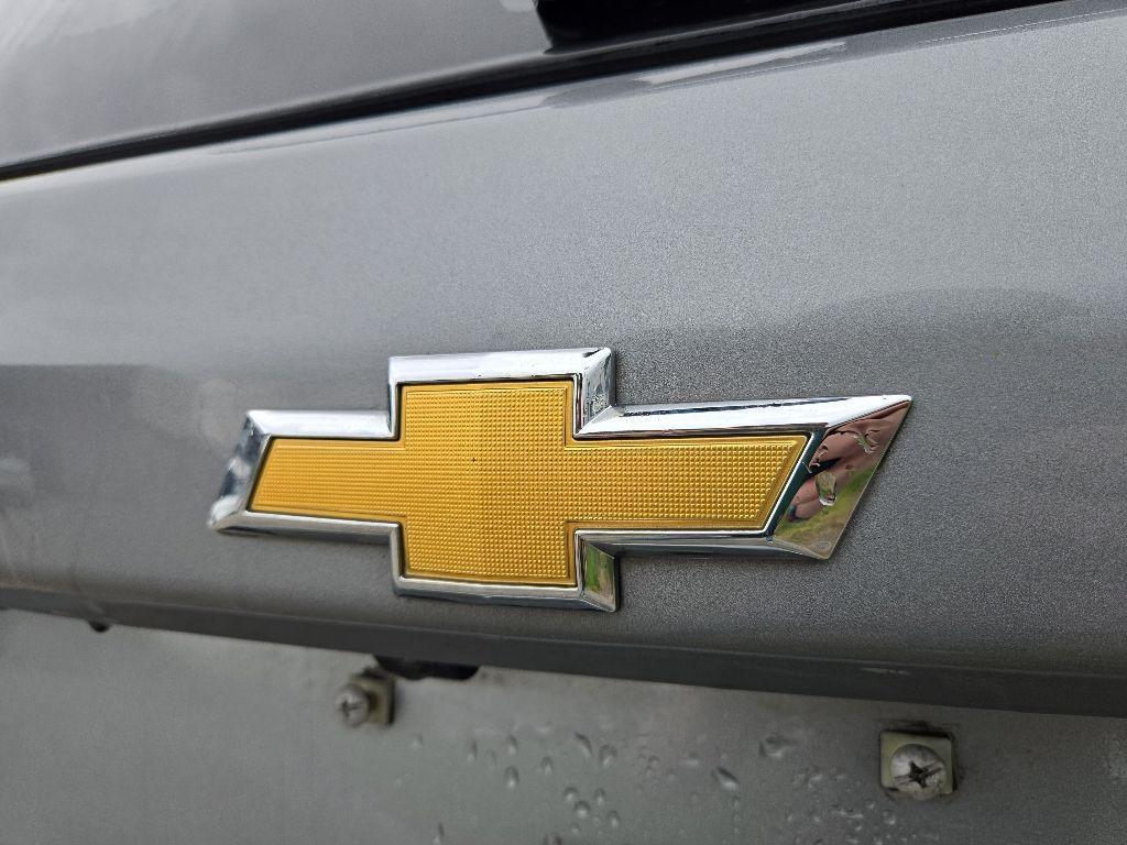 used 2024 Chevrolet Equinox car, priced at $20,993