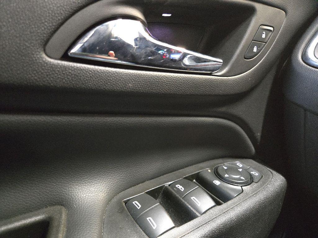 used 2024 Chevrolet Equinox car, priced at $20,993