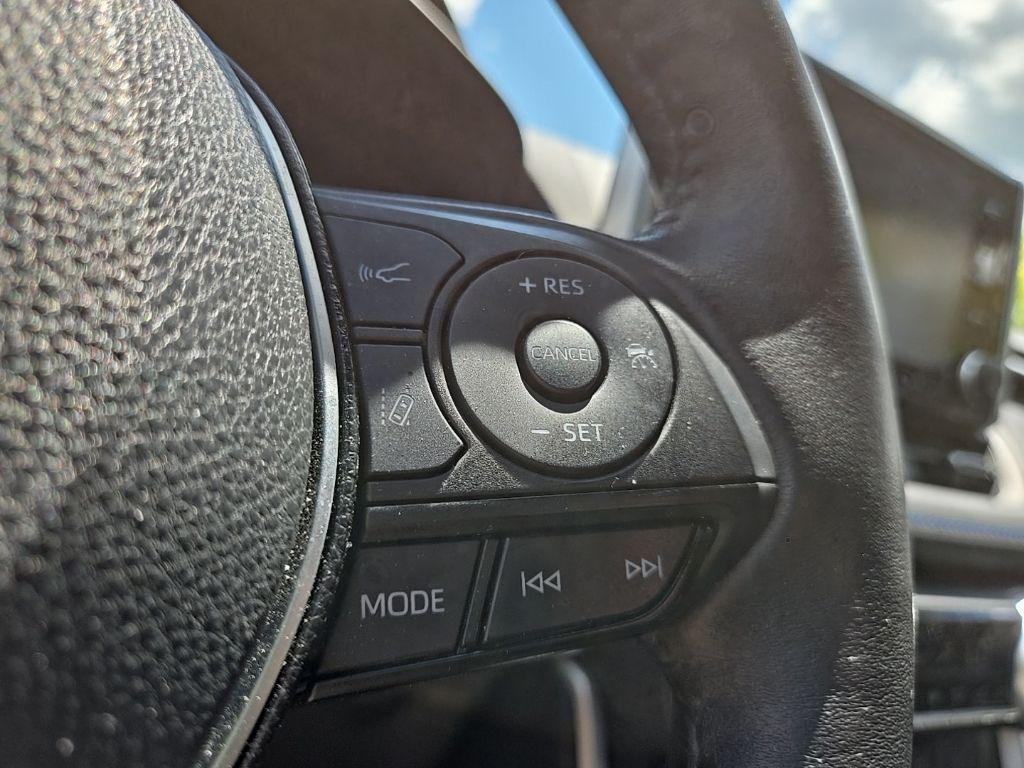 used 2021 Toyota RAV4 Hybrid car, priced at $32,163