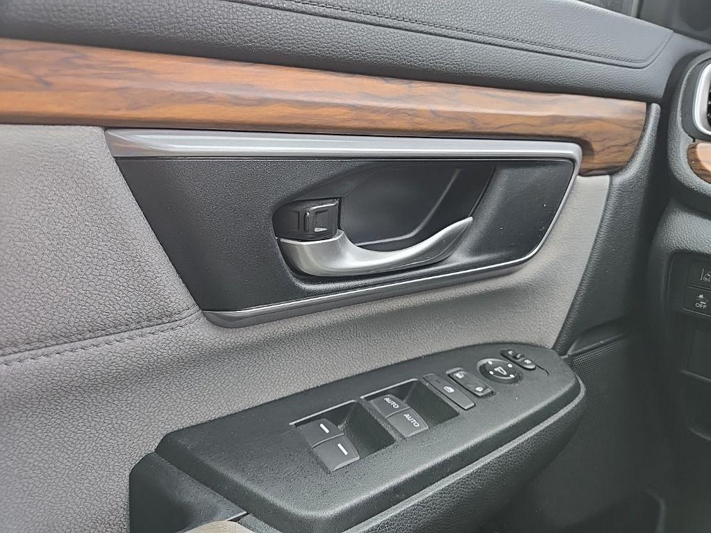 used 2017 Honda CR-V car, priced at $15,966