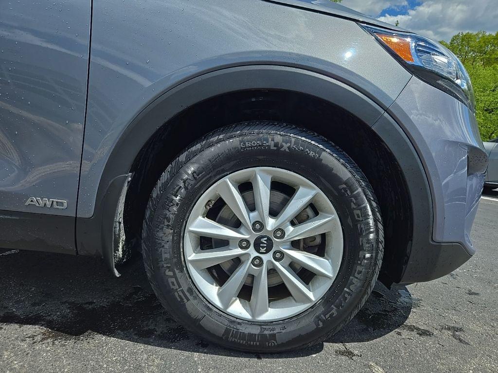 used 2020 Kia Sorento car, priced at $12,531