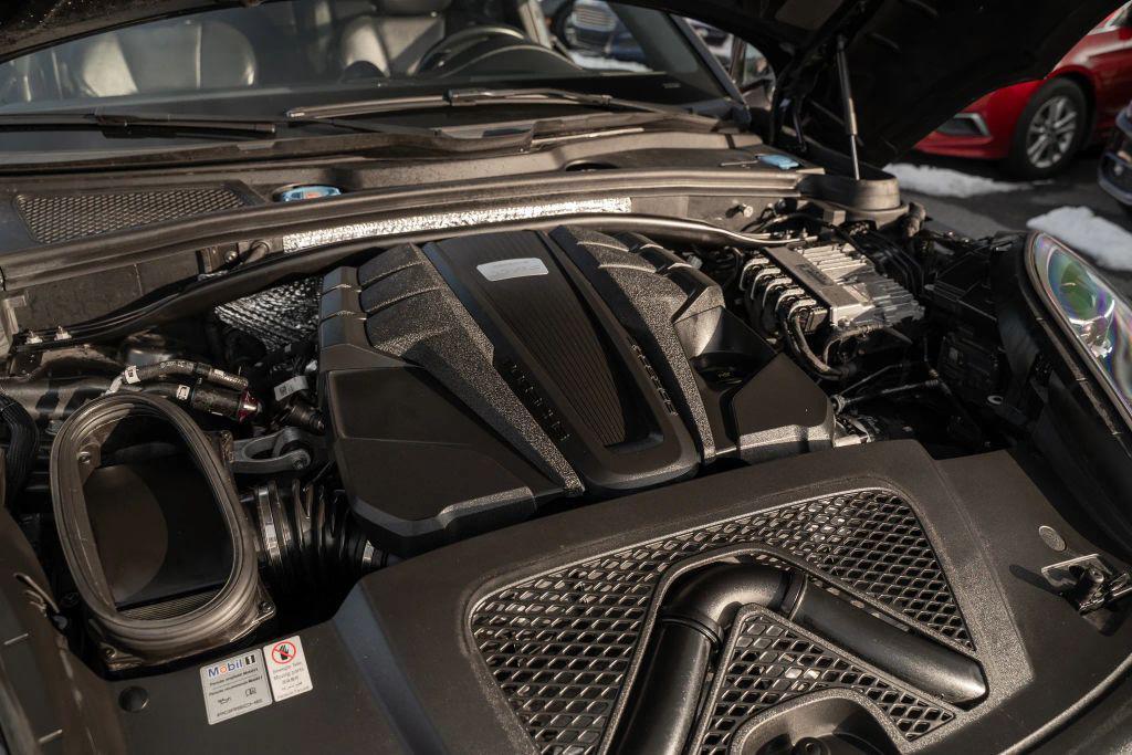 Porsche Macan view 41