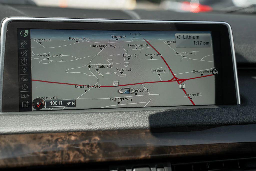 BMW X5 view 28