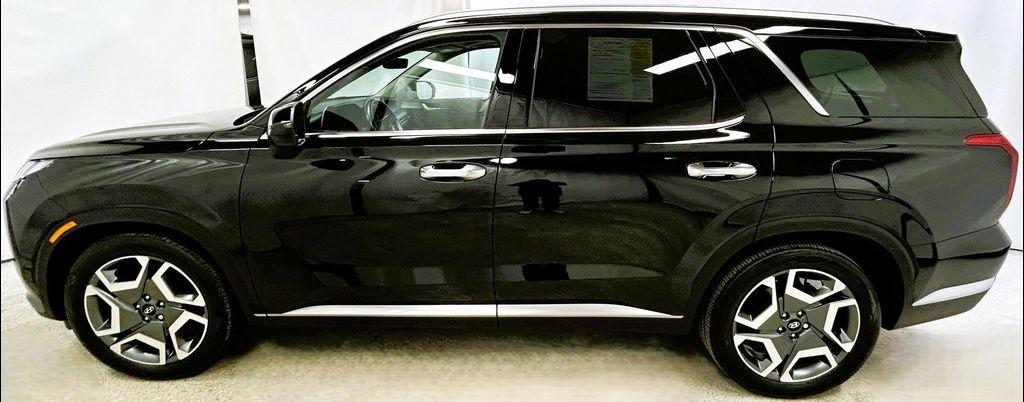 used 2023 Hyundai Palisade car, priced at $35,555