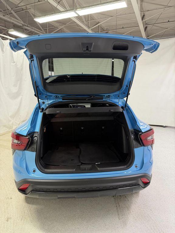 used 2025 Chevrolet Trax car, priced at $23,491