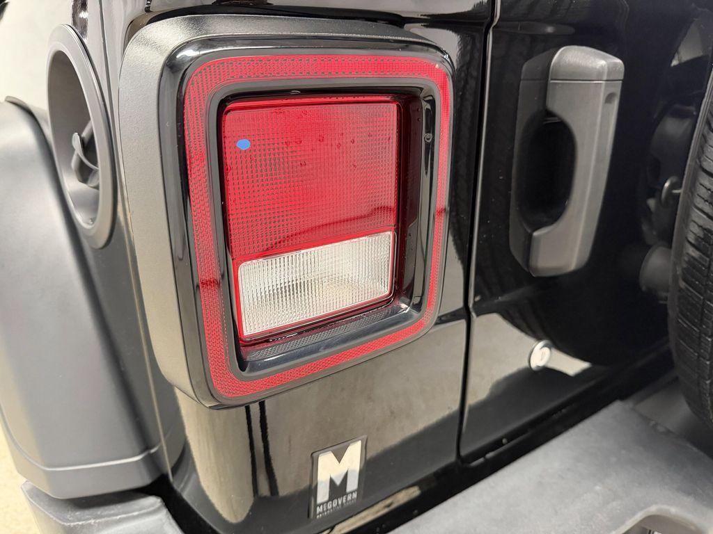 used 2019 Jeep Wrangler Unlimited car, priced at $21,253