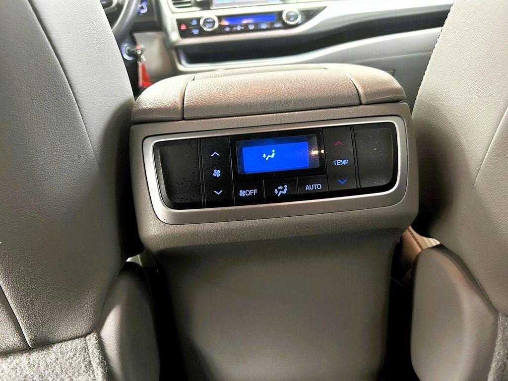 used 2016 Toyota Highlander car, priced at $13,995