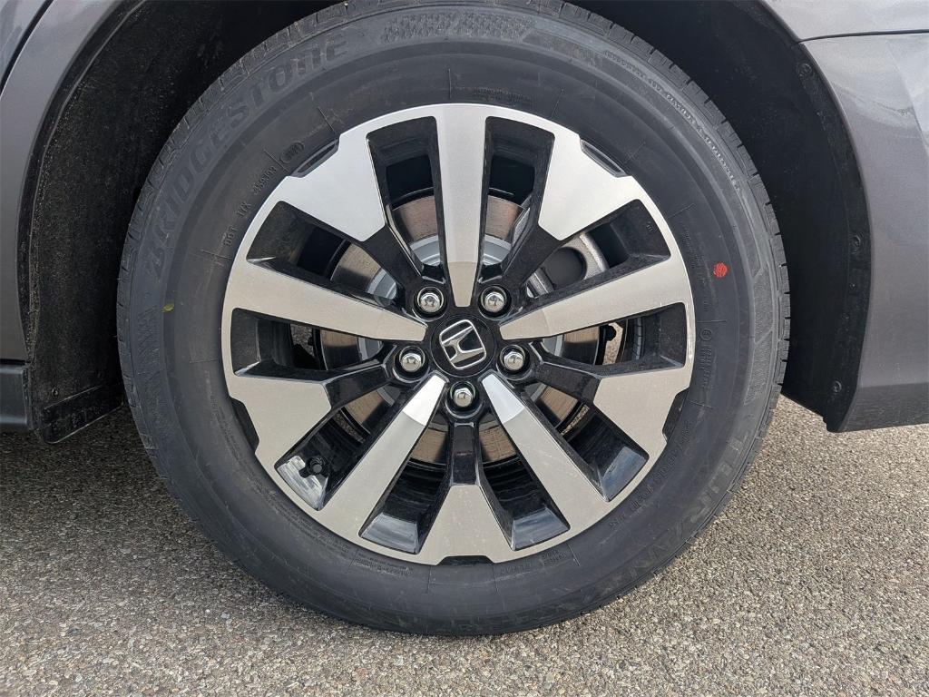 new 2026 Honda Odyssey car, priced at $44,290