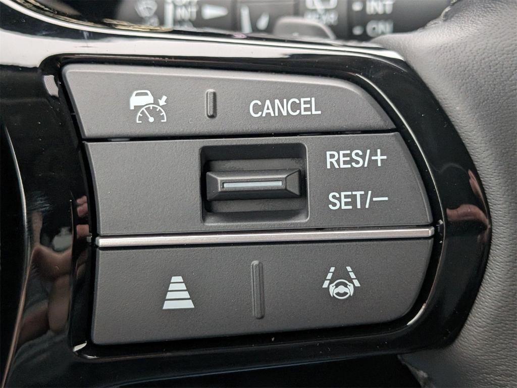 new 2025 Honda Pilot car, priced at $51,550