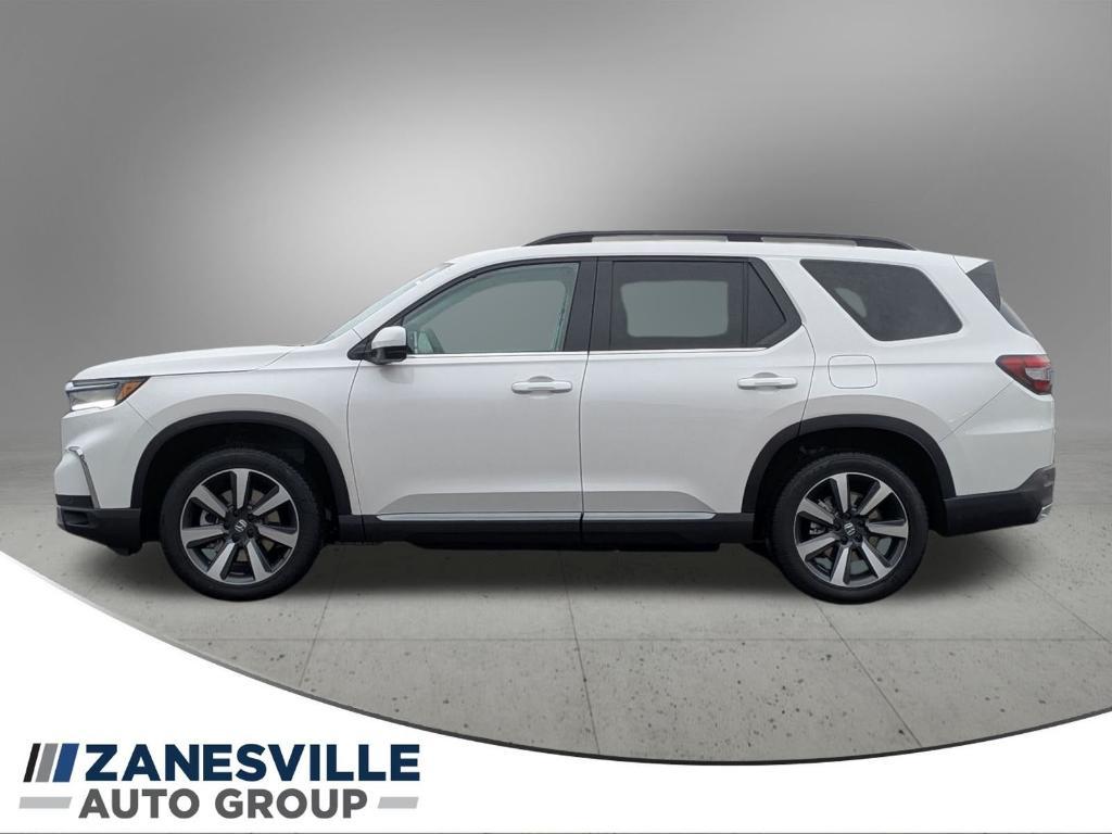 new 2025 Honda Pilot car, priced at $51,550