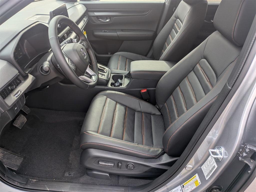 new 2026 Honda CR-V Hybrid car, priced at $41,675