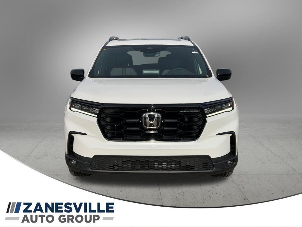 new 2025 Honda Pilot car, priced at $56,530