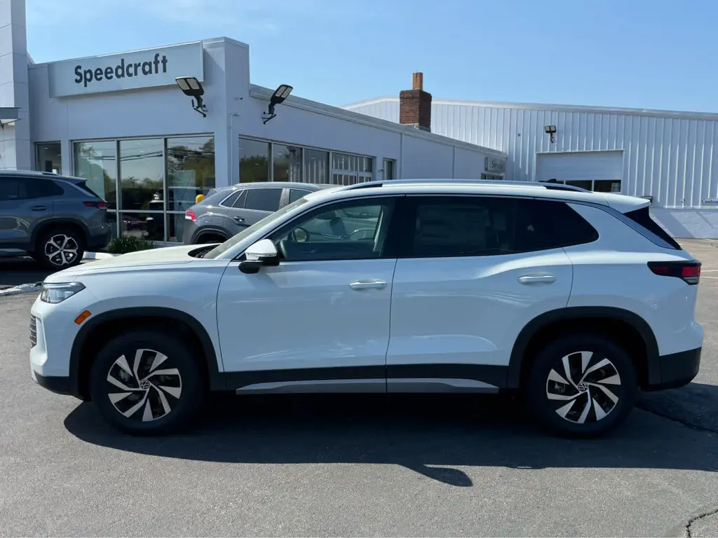 new 2026 Volkswagen Tiguan car, priced at $32,886