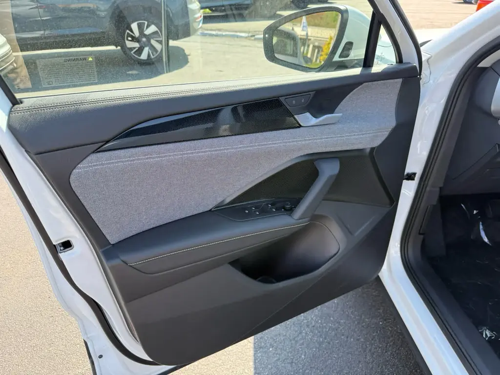 new 2026 Volkswagen Tiguan car, priced at $32,886