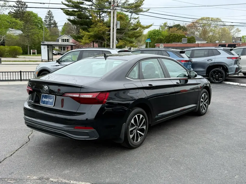 used 2023 Volkswagen Jetta car, priced at $17,237