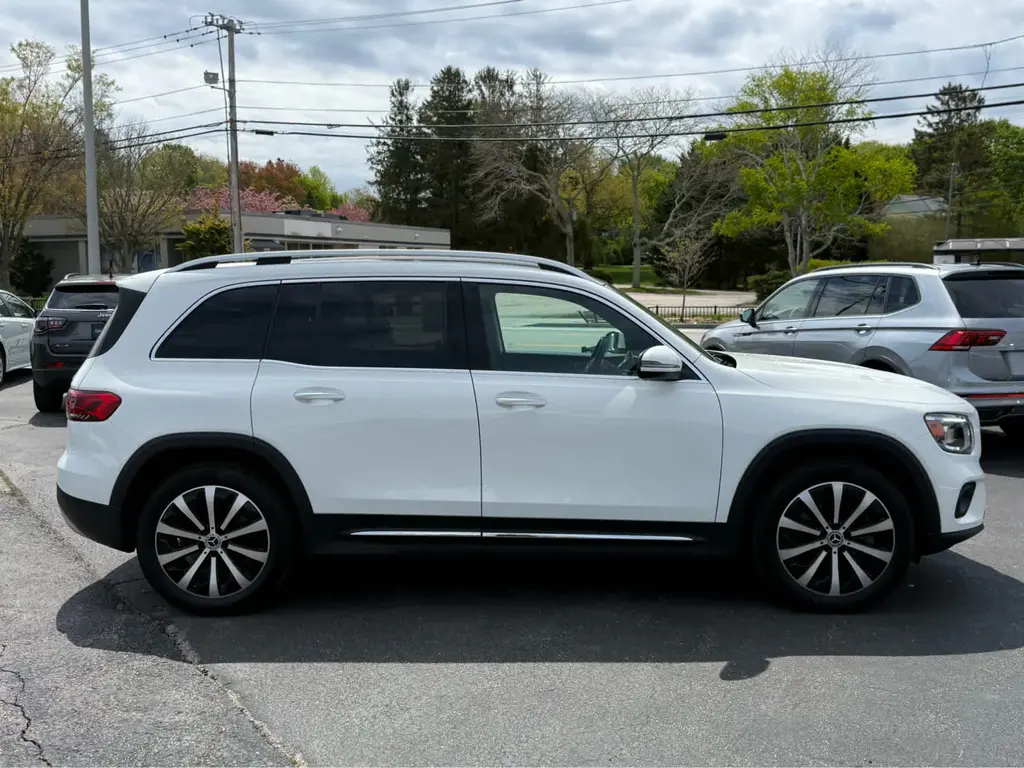 used 2023 Mercedes-Benz GLB 250 car, priced at $30,928
