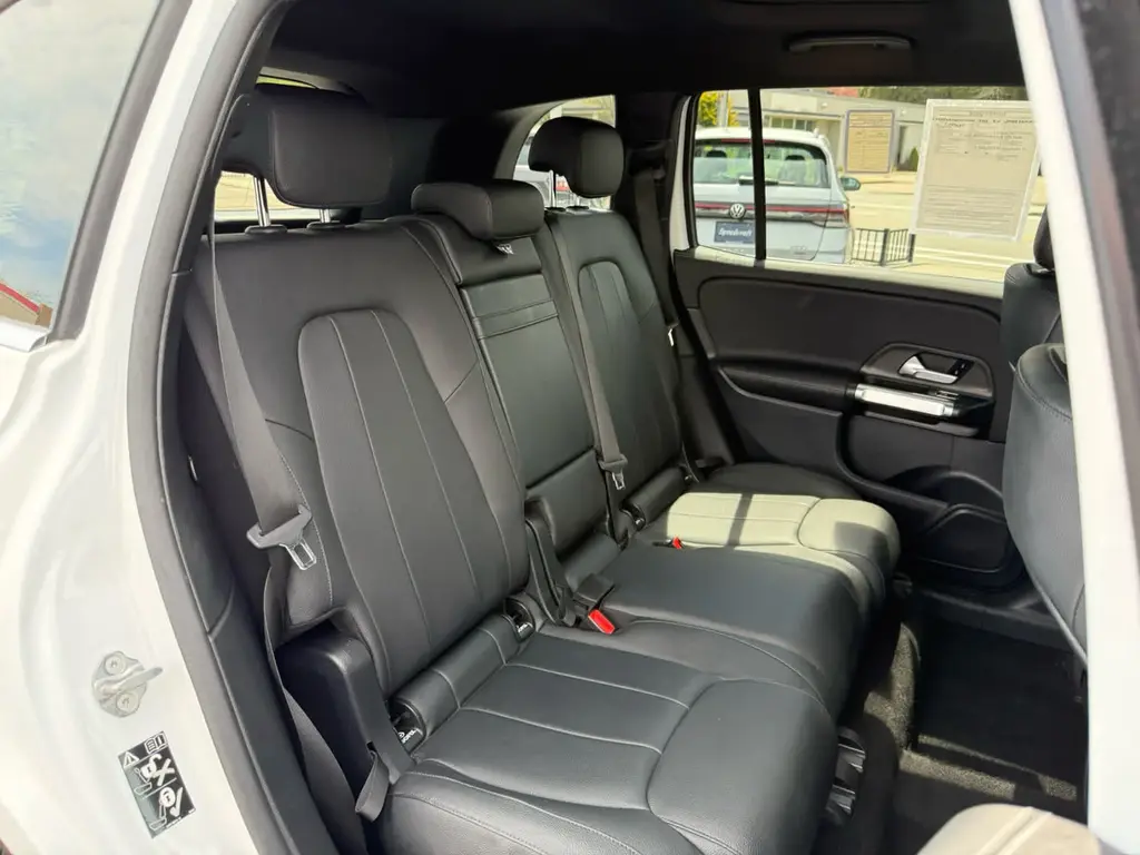used 2023 Mercedes-Benz GLB 250 car, priced at $30,928