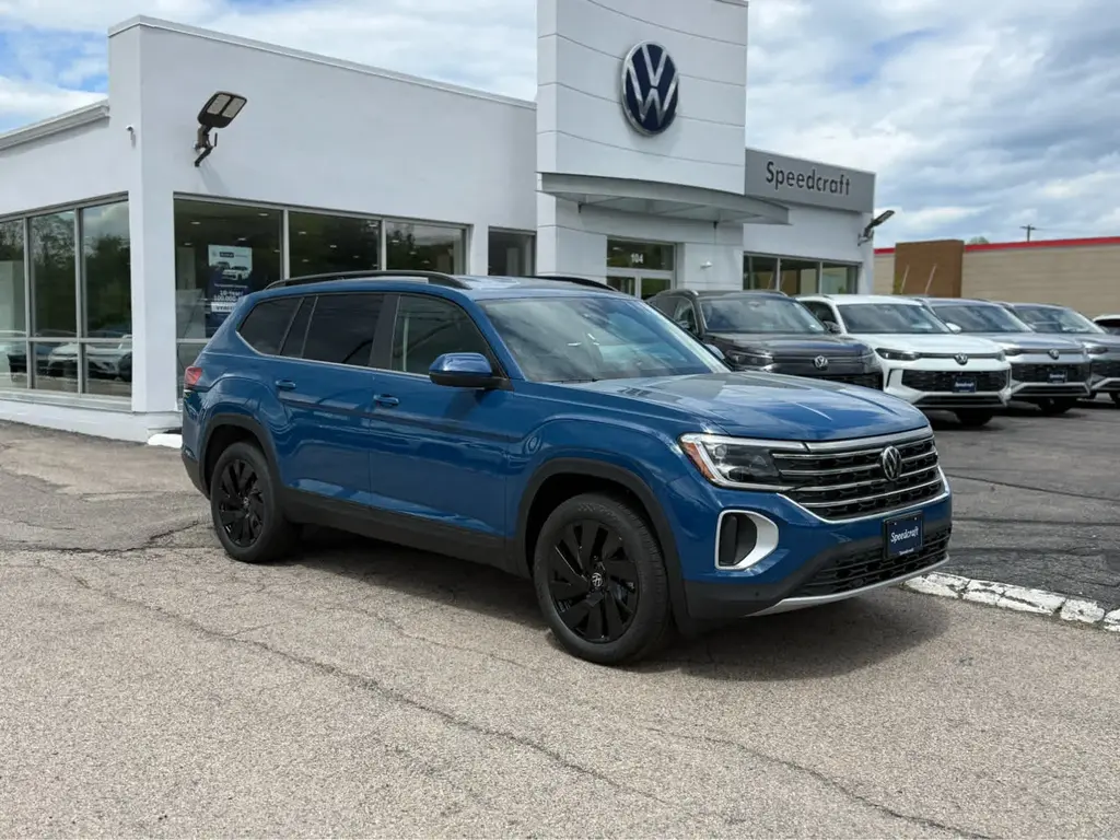 new 2026 Volkswagen Atlas car, priced at $45,431