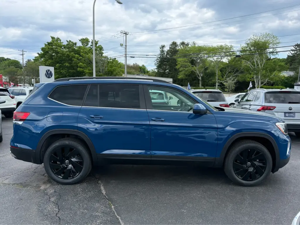 new 2026 Volkswagen Atlas car, priced at $45,739