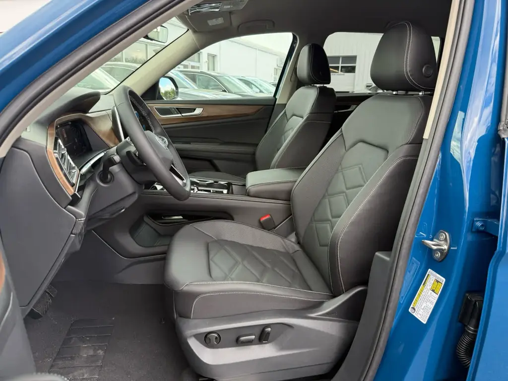 new 2026 Volkswagen Atlas car, priced at $45,739