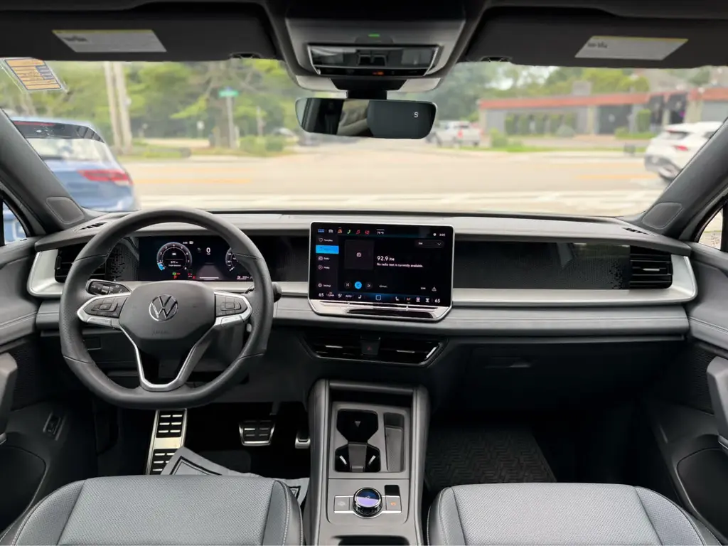 new 2026 Volkswagen Tiguan car, priced at $40,155