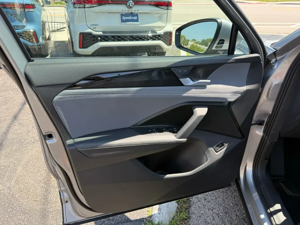 new 2026 Volkswagen Tiguan car, priced at $36,922