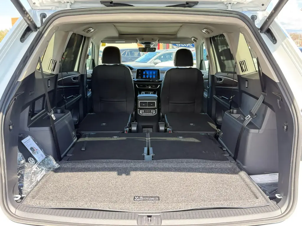 used 2026 Volkswagen Atlas car, priced at $51,112