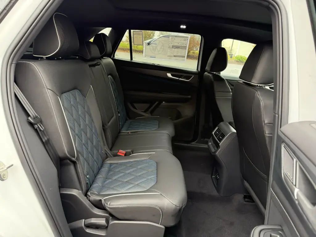 new 2026 Volkswagen Atlas Cross Sport car, priced at $54,143