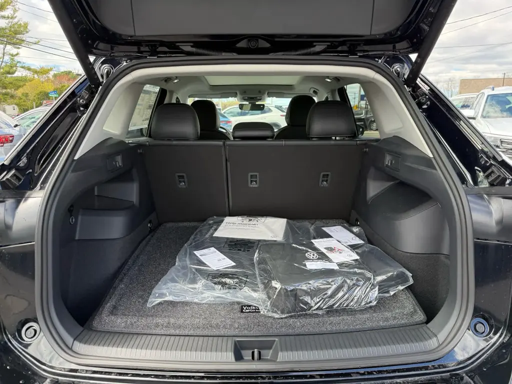 new 2026 Volkswagen Tiguan car, priced at $37,291