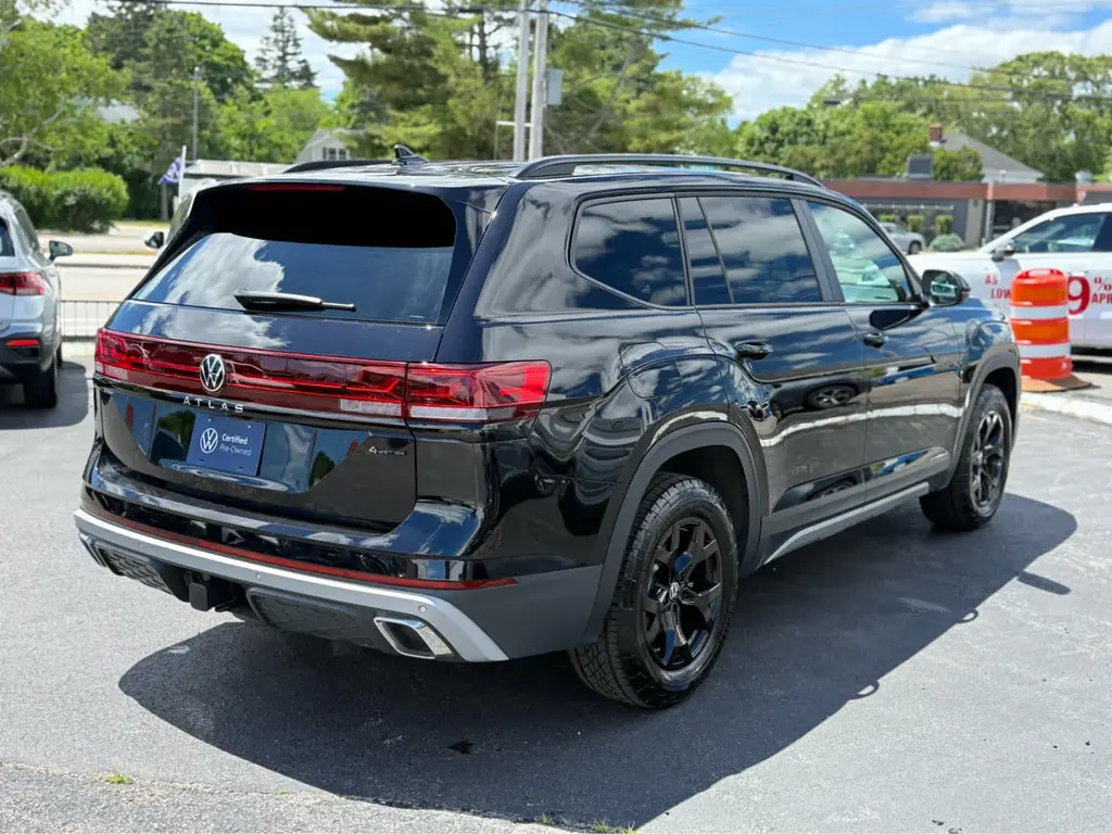 used 2025 Volkswagen Atlas car, priced at $40,788