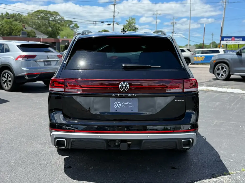 used 2025 Volkswagen Atlas car, priced at $40,788