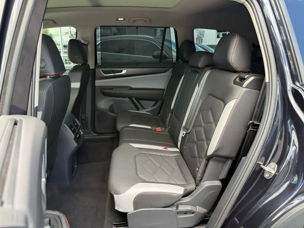 used 2025 Volkswagen Atlas car, priced at $40,788