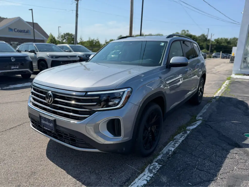new 2026 Volkswagen Atlas car, priced at $46,679