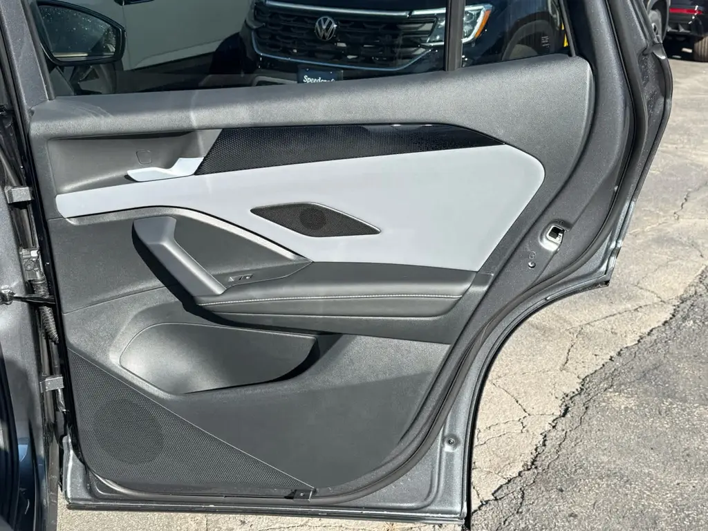 new 2026 Volkswagen Tiguan car, priced at $39,968
