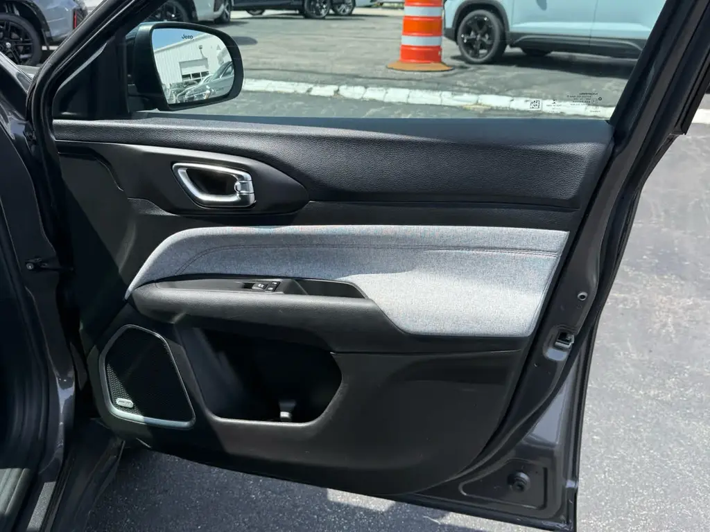 used 2022 Jeep Compass car, priced at $20,328