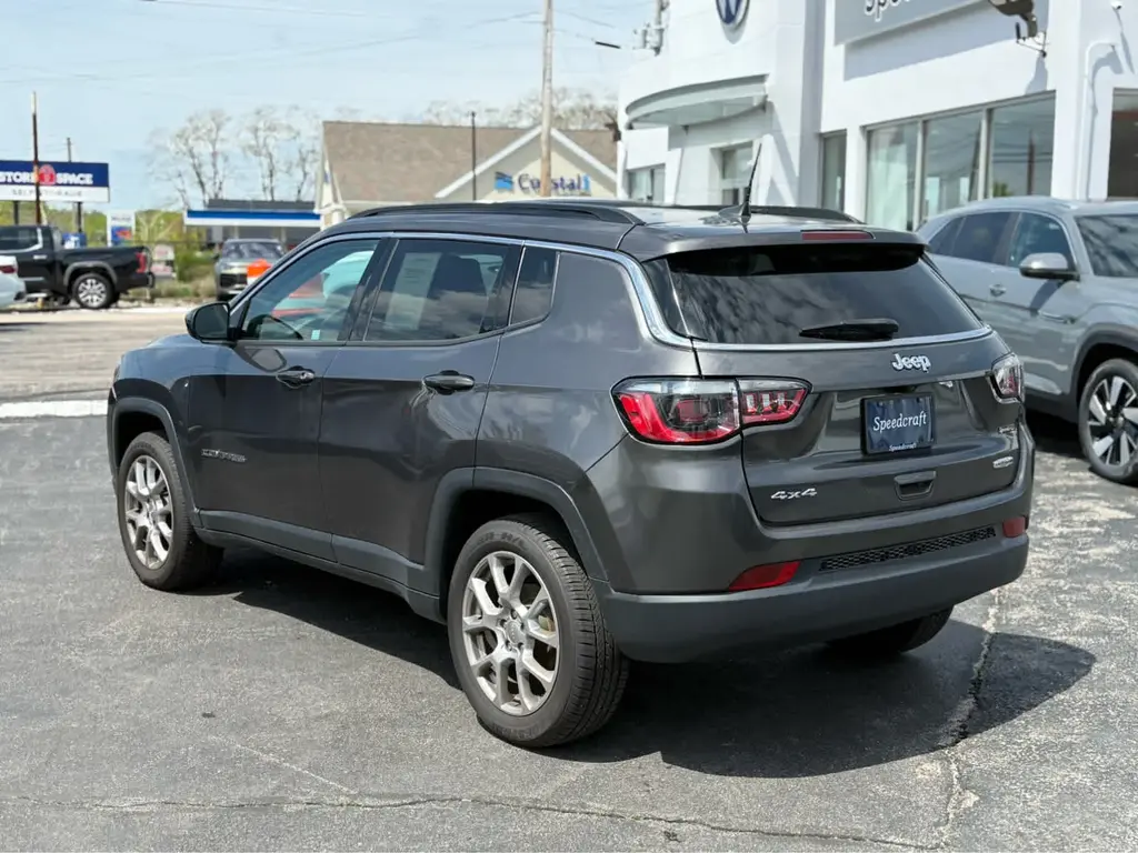 used 2022 Jeep Compass car, priced at $20,328