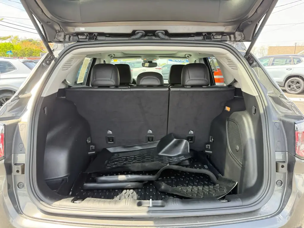 used 2022 Jeep Compass car, priced at $20,328
