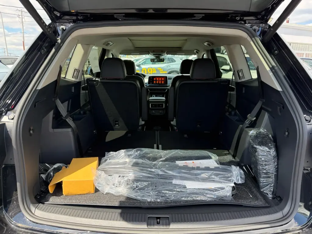 new 2026 Volkswagen Atlas car, priced at $49,140