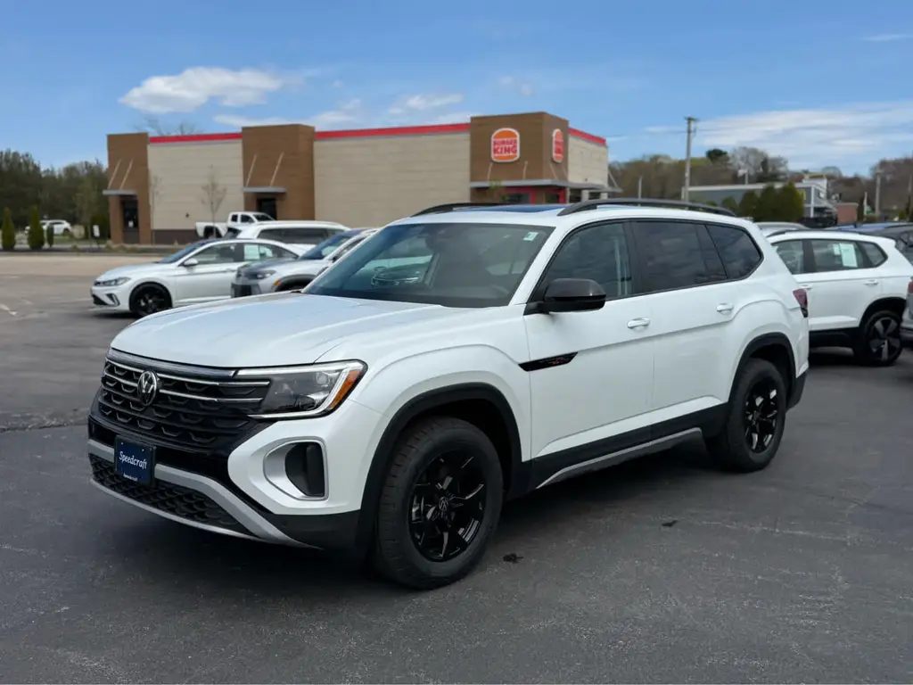 new 2026 Volkswagen Atlas car, priced at $48,527
