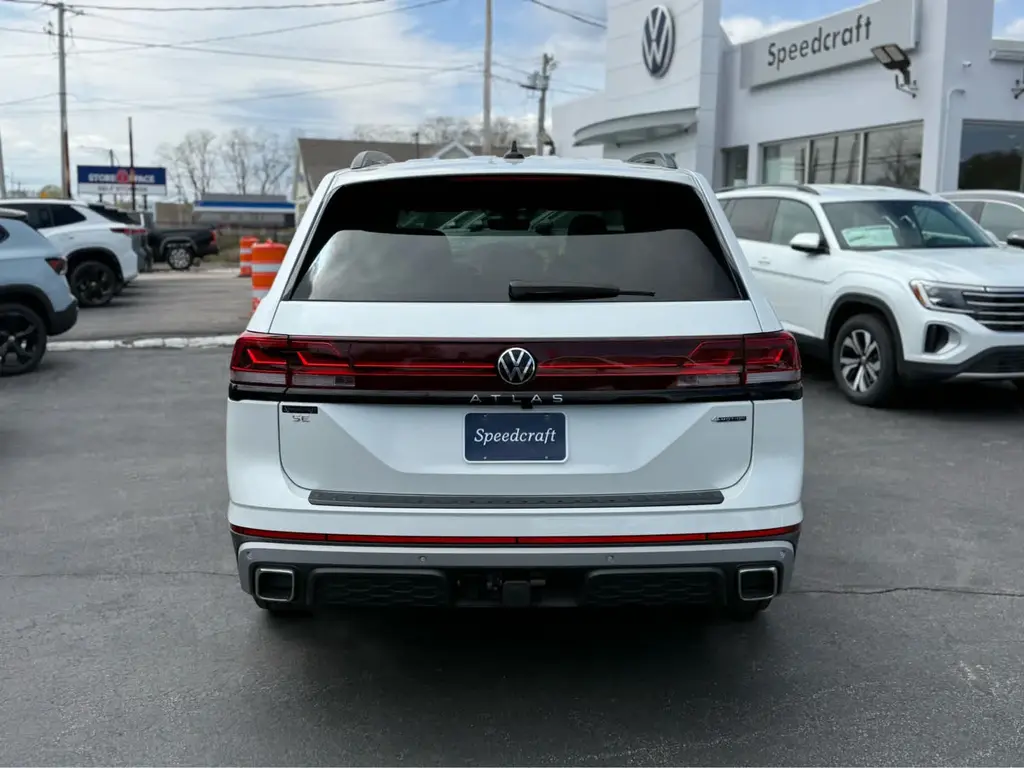 new 2026 Volkswagen Atlas car, priced at $48,527