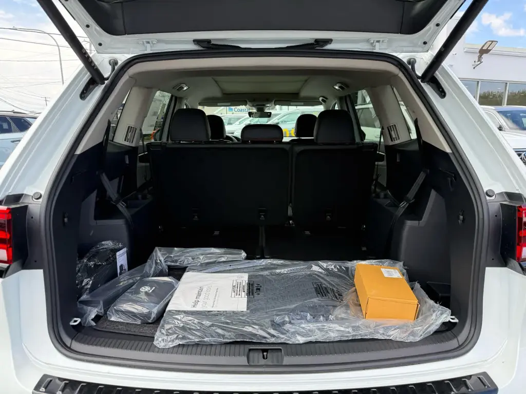 new 2026 Volkswagen Atlas car, priced at $48,527