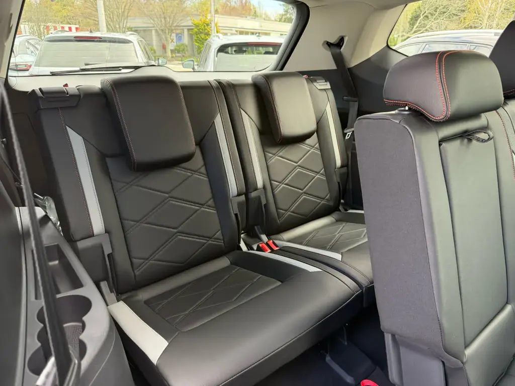 new 2026 Volkswagen Atlas car, priced at $48,527