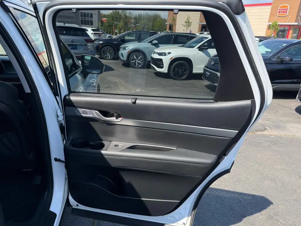used 2023 Hyundai Palisade car, priced at $34,963
