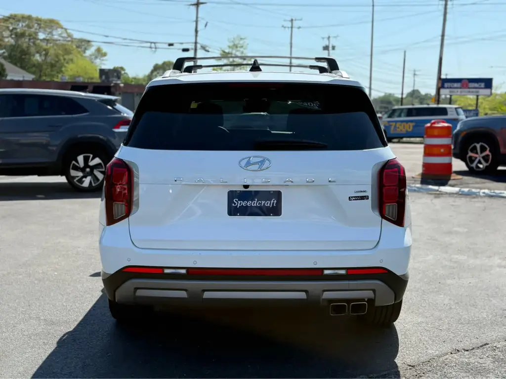 used 2023 Hyundai Palisade car, priced at $34,963