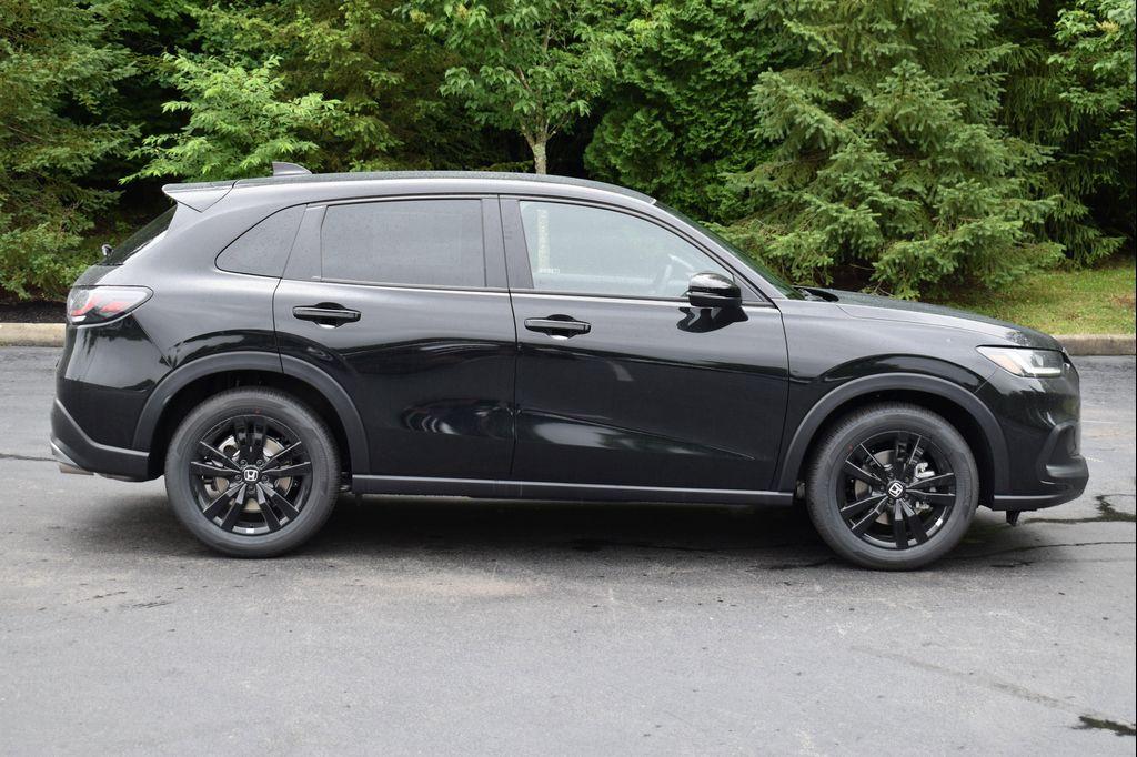 new 2027 Honda HR-V car, priced at $29,945