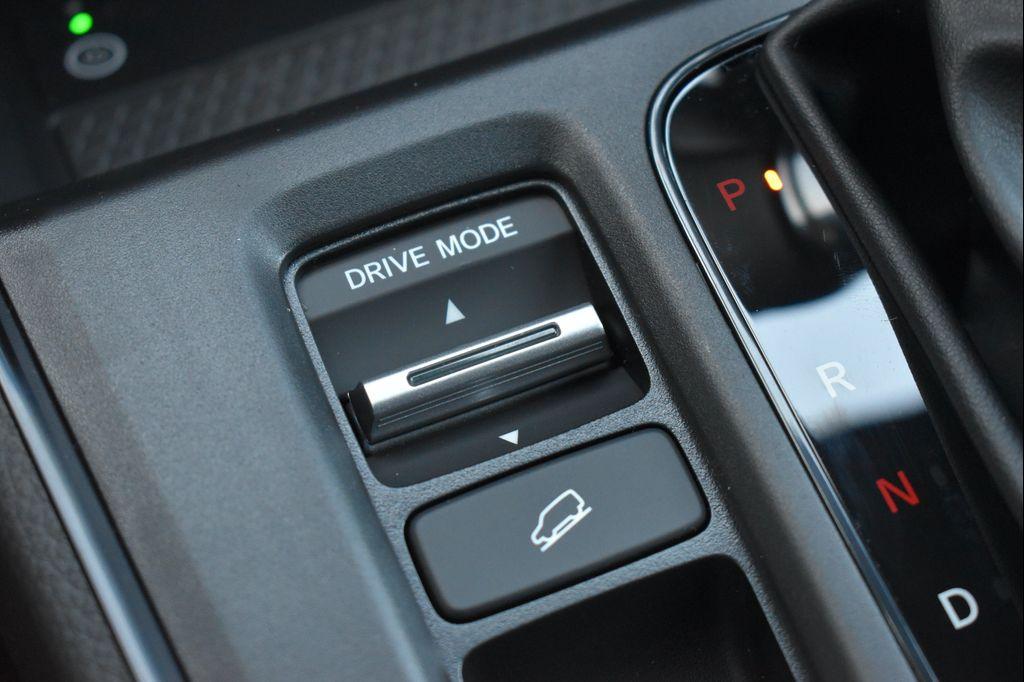 new 2026 Honda CR-V Hybrid car, priced at $40,613