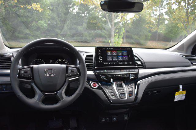 new 2026 Honda Odyssey car, priced at $49,925