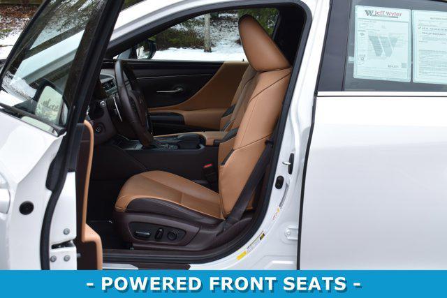 used 2019 Lexus ES 350 car, priced at $21,754